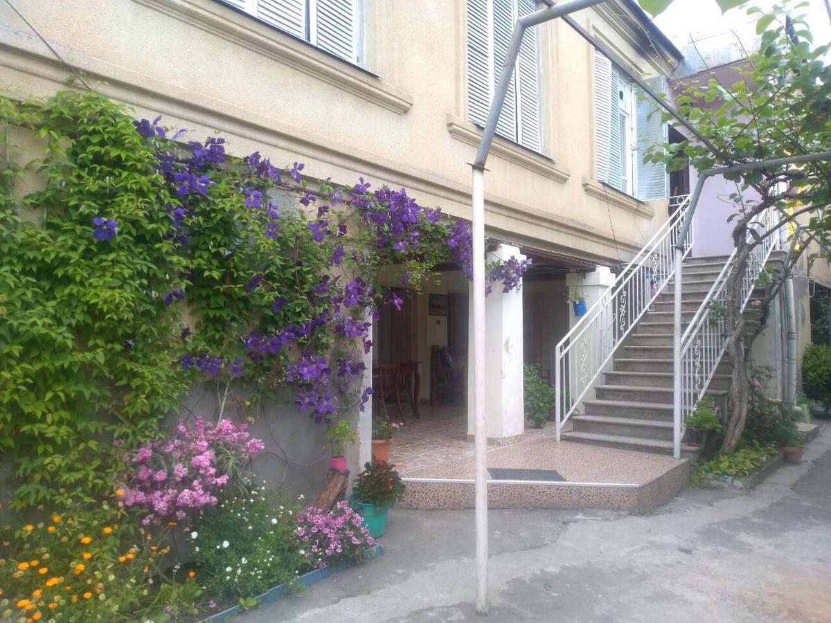 Guesthouse Aisi In Lagodekhi Ngoại thất bức ảnh