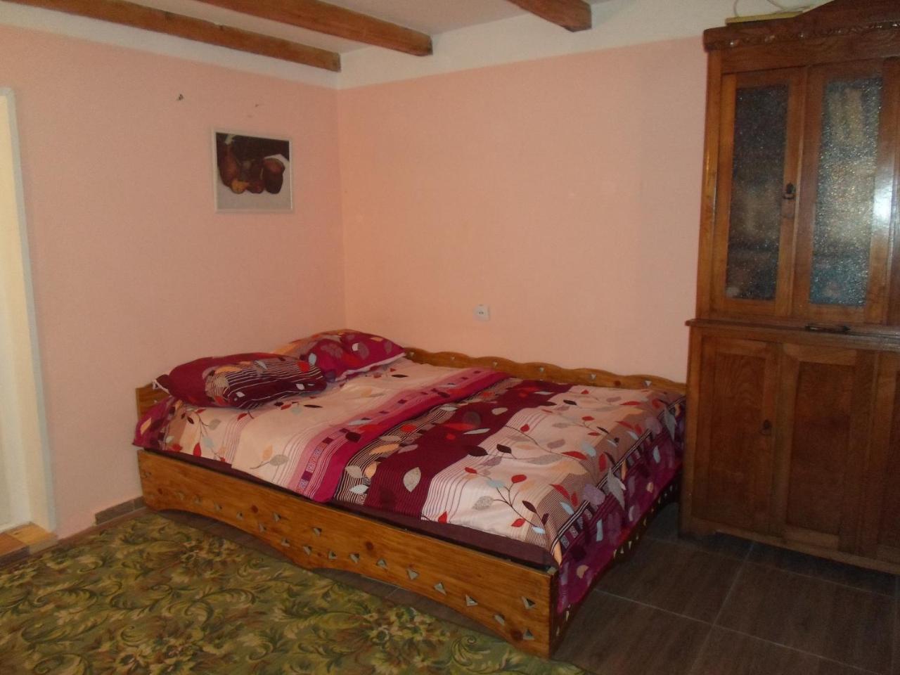 Guesthouse Aisi In Lagodekhi Ngoại thất bức ảnh