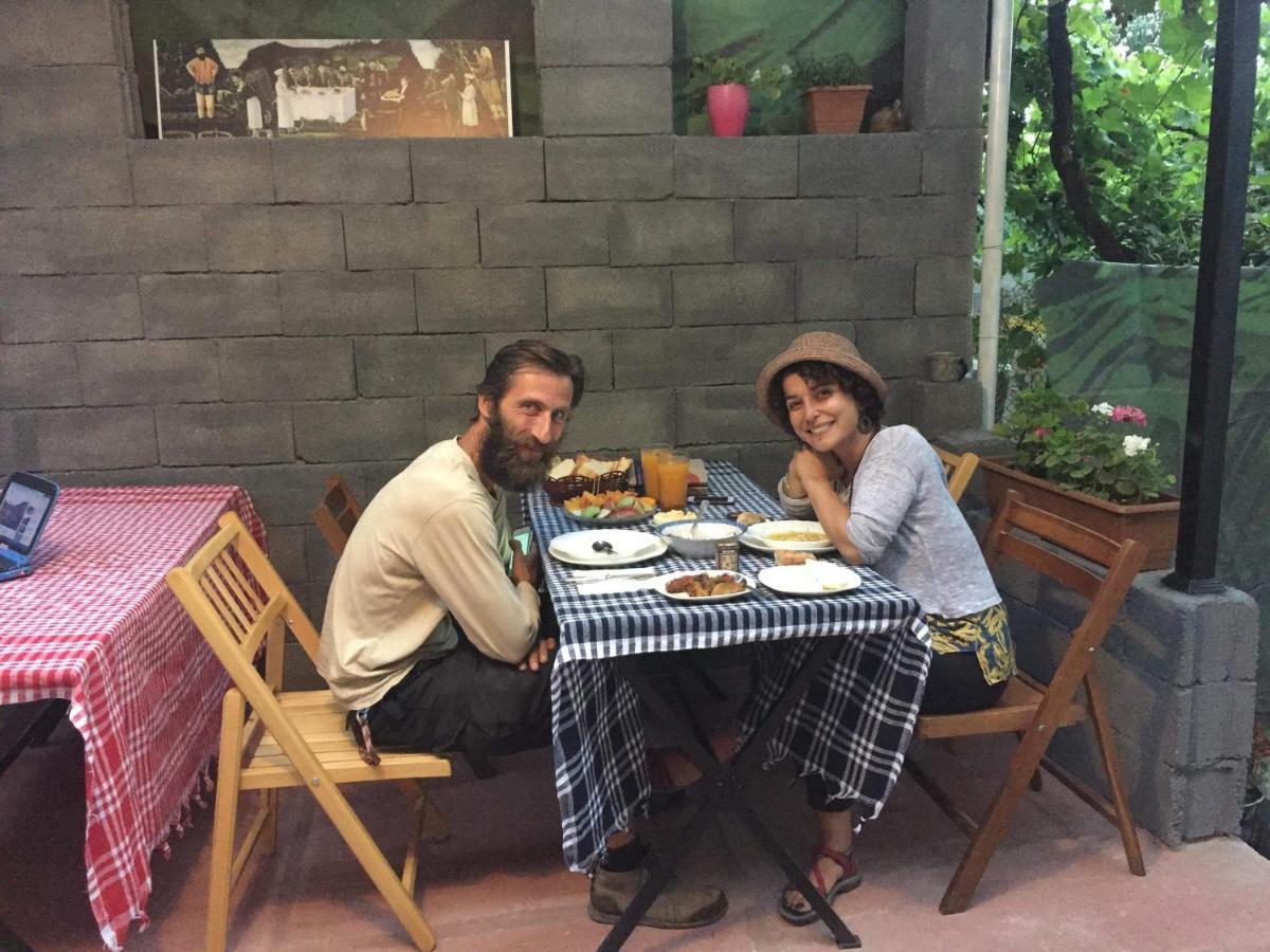Guesthouse Aisi In Lagodekhi Ngoại thất bức ảnh